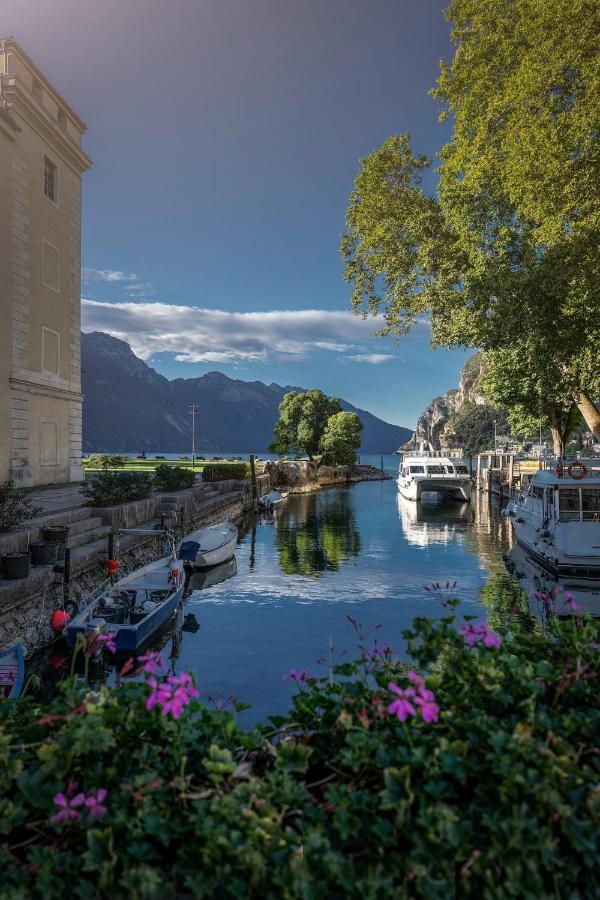 Le Calle Holiday Apartments Torbole Sul Garda Exterior foto